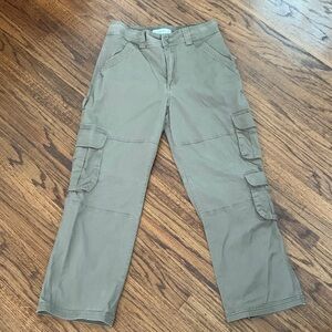 Abercrombie & Fitch Women's Khaki Cargo Pants